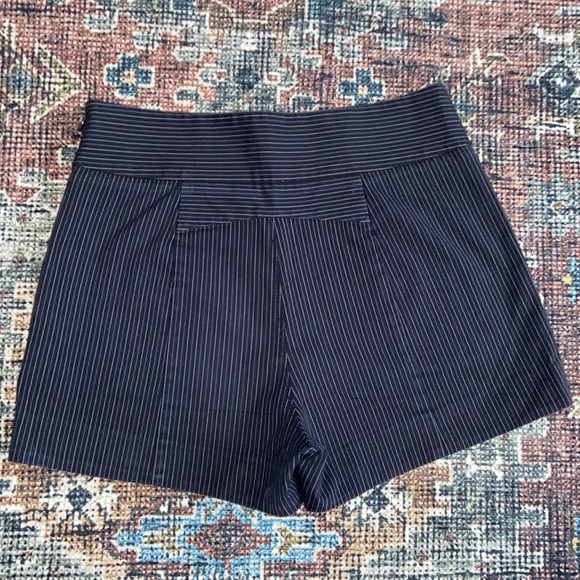 Armani Exchange AX shorts striped with pockets size 2 - Picture 2 of 6